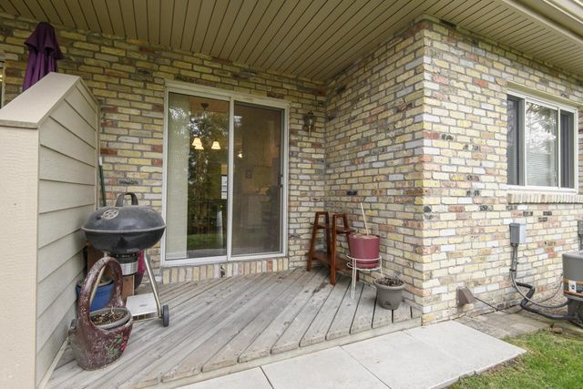 1132 Baldwin COURT, Mequon, WI 53092