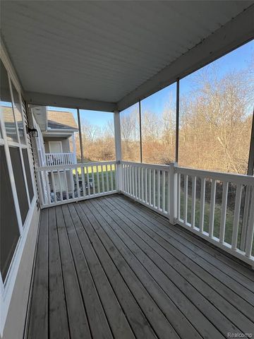 8133 Autumn Woods Trail, Ypsilanti, MI 48198