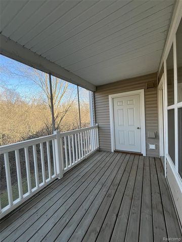 8133 Autumn Woods Trail, Ypsilanti, MI 48198