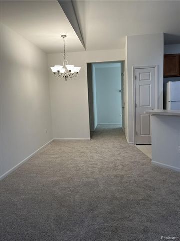 8133 Autumn Woods Trail, Ypsilanti, MI 48198