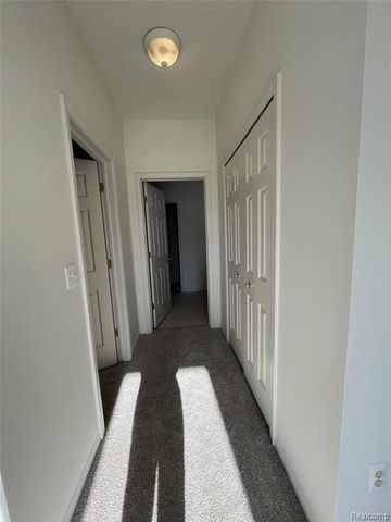 8133 Autumn Woods Trail, Ypsilanti, MI 48198