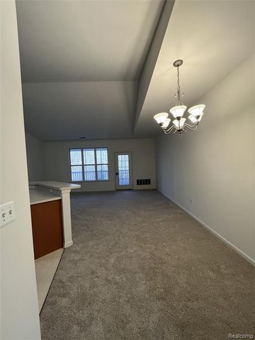 8133 Autumn Woods Trail, Ypsilanti, MI 48198