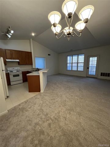 8133 Autumn Woods Trail, Ypsilanti, MI 48198