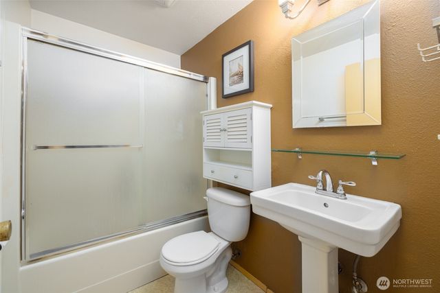 1607 25th Street, Anacortes, WA 98221