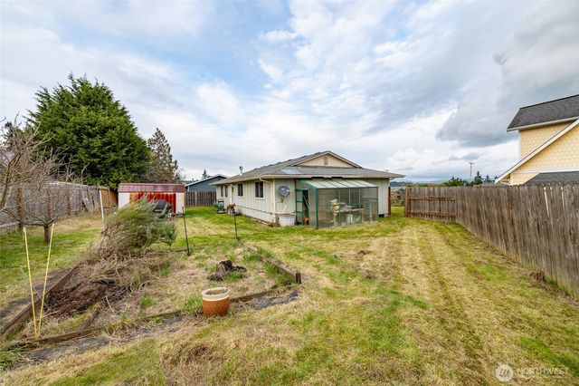 1607 25th Street, Anacortes, WA 98221