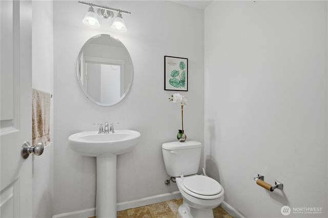 5025 S 215th st, Kent, WA 98032