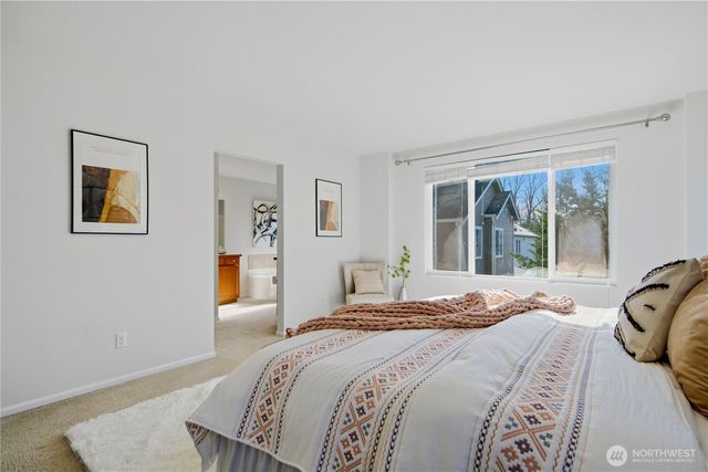 5025 S 215th st, Kent, WA 98032