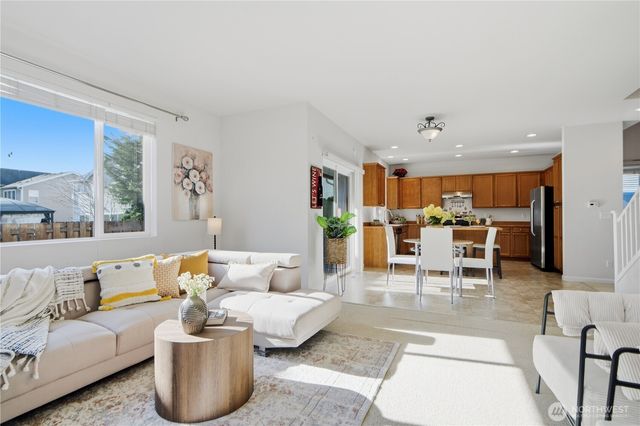 5025 S 215th st, Kent, WA 98032