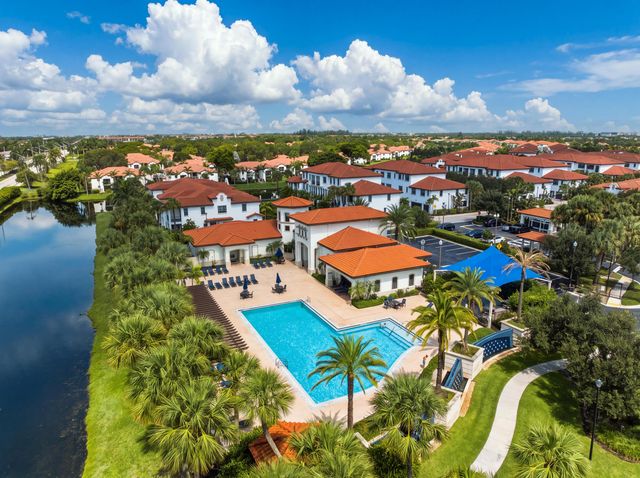 11562 SW 13th Lane, Pembroke Pines, FL 33025
