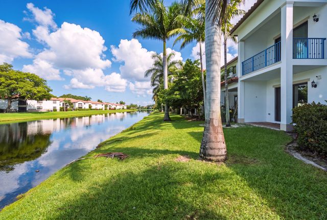 11562 SW 13th Lane, Pembroke Pines, FL 33025