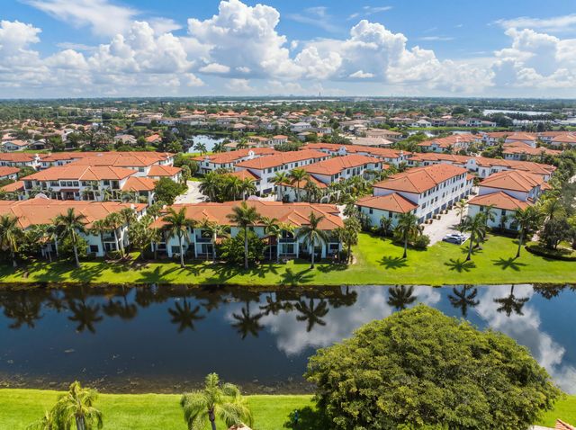 11562 SW 13th Lane, Pembroke Pines, FL 33025