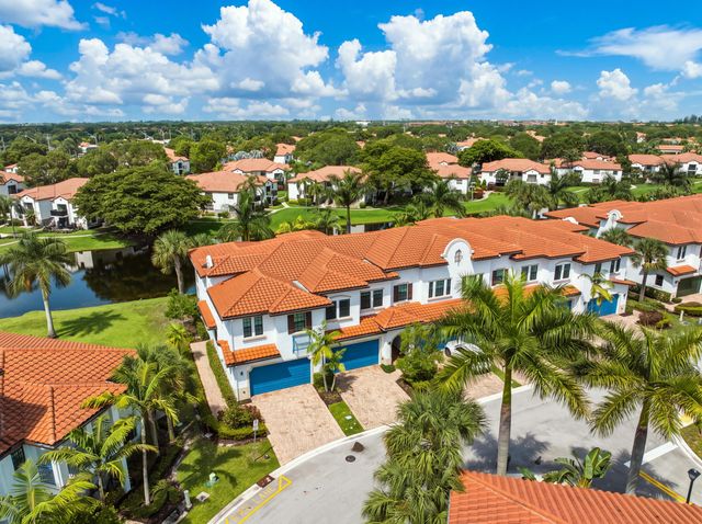 11562 SW 13th Lane, Pembroke Pines, FL 33025