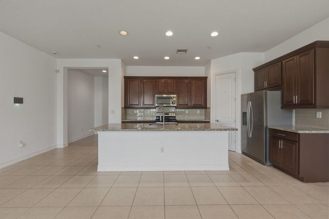 11562 SW 13th Lane, Pembroke Pines, FL 33025