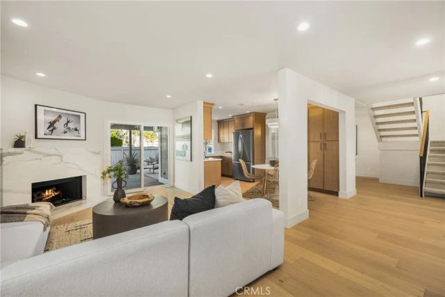 11 Thunder Trail 6, Irvine, CA 92614