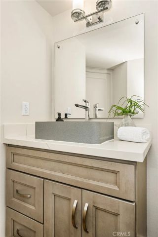 11 Thunder Trail 6, Irvine, CA 92614