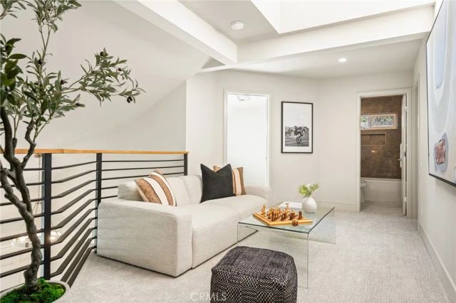 11 Thunder Trail 6, Irvine, CA 92614