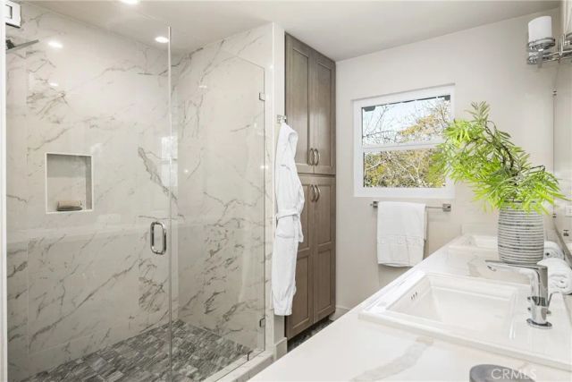 11 Thunder Trail 6, Irvine, CA 92614