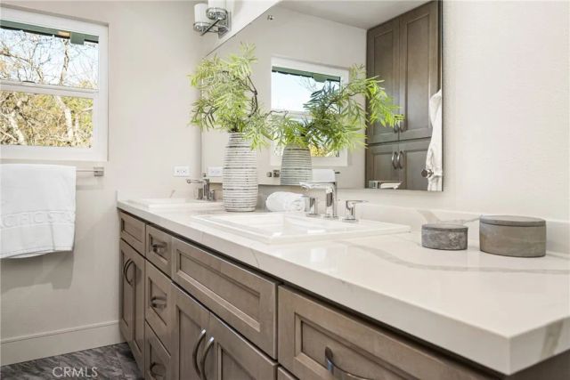 11 Thunder Trail 6, Irvine, CA 92614