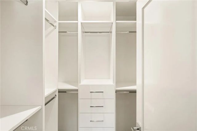 11 Thunder Trail 6, Irvine, CA 92614