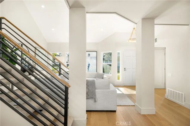 11 Thunder Trail 6, Irvine, CA 92614