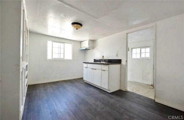 2514 Clarendon Avenue, Huntington Park, CA 90255