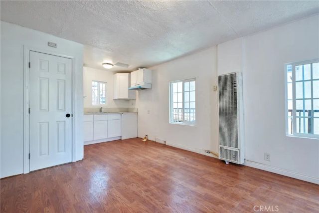 2514 Clarendon Avenue, Huntington Park, CA 90255