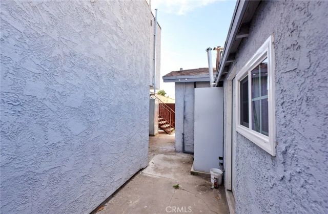 2514 Clarendon Avenue, Huntington Park, CA 90255