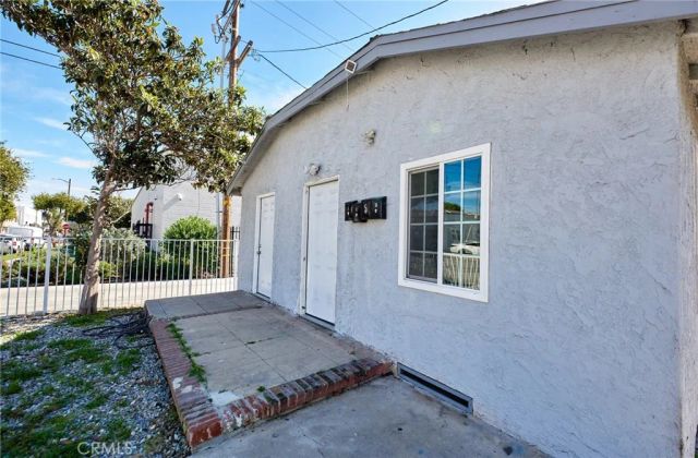 2514 Clarendon Avenue, Huntington Park, CA 90255