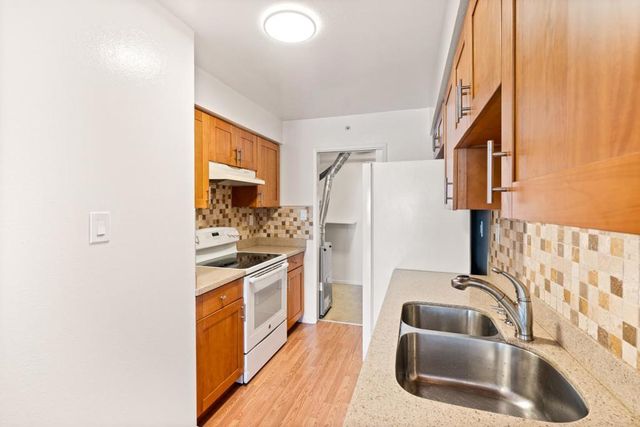 2419 Rowntree Way, South San Francisco, CA 94080