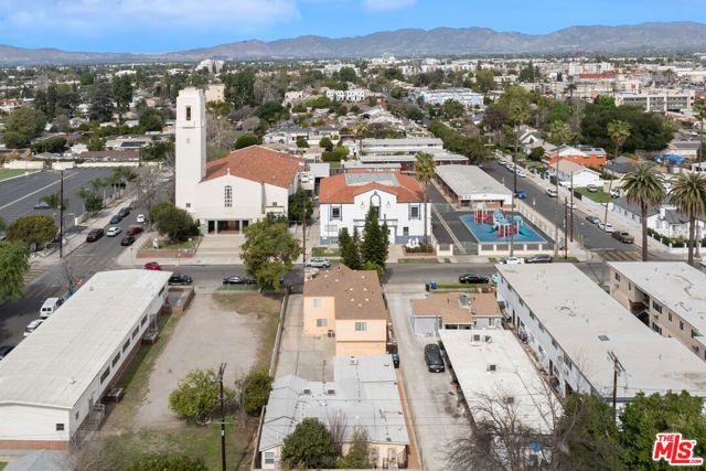 14646 Kittridge Street, Van Nuys (los Angeles), CA 91405