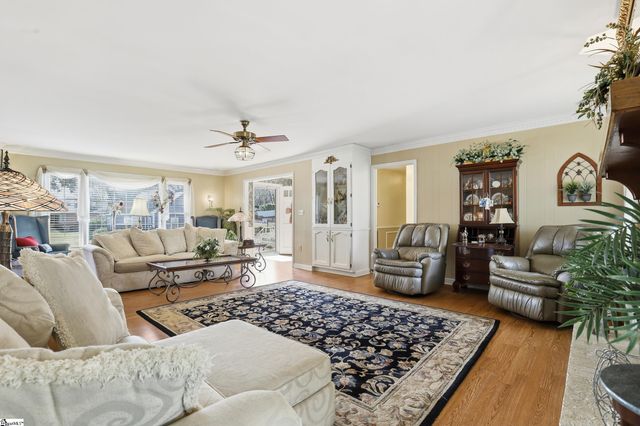 100 Overton Avenue, Greenville, SC 29617