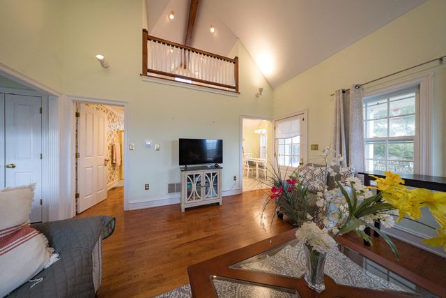 710 Jackstown Road, Paris, KY 40361