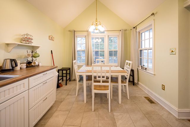 710 Jackstown Road, Paris, KY 40361