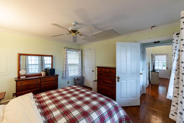 710 Jackstown Road, Paris, KY 40361