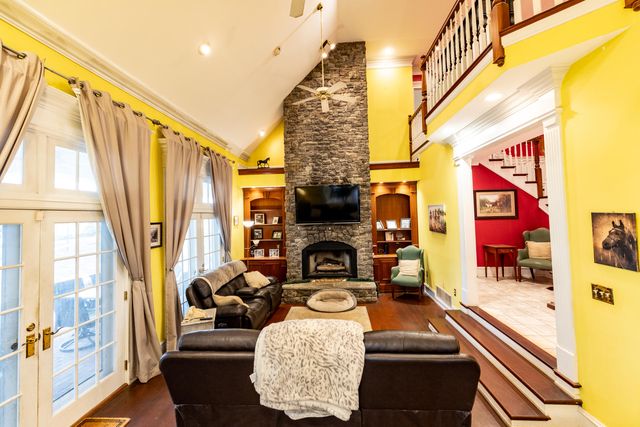 710 Jackstown Road, Paris, KY 40361