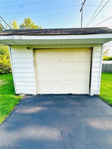 4102 Colony Road, South Euclid, OH 44121