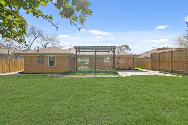 5022 Hazelton Street, Houston, TX 77035