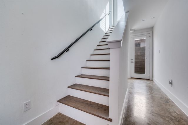 2317 Moser Avenue 106, Dallas, TX 75206