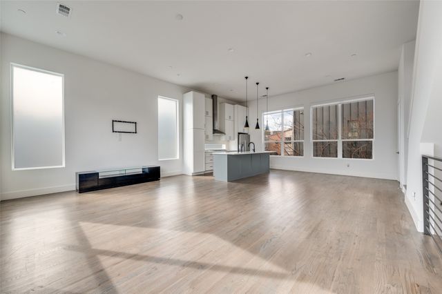 2317 Moser Avenue 106, Dallas, TX 75206