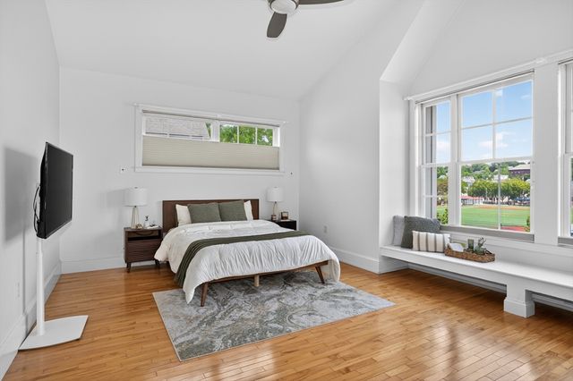 17 Ivaloo St 6, Somerville, MA 02143