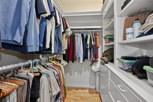 17 Ivaloo St 6, Somerville, MA 02143