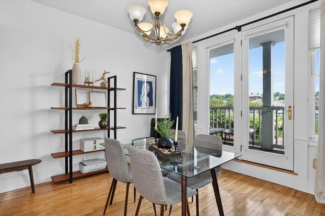 17 Ivaloo St 6, Somerville, MA 02143