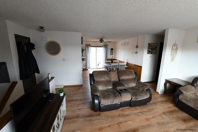 952 WILLOW DR, Wheatland, WY 82201