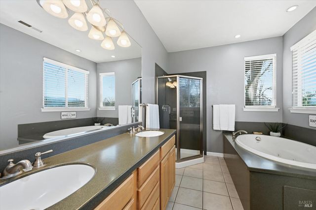 20158 Gold Flat Ct, Hidden Valley Lake, CA 95467