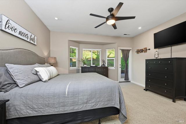 20158 Gold Flat Ct, Hidden Valley Lake, CA 95467