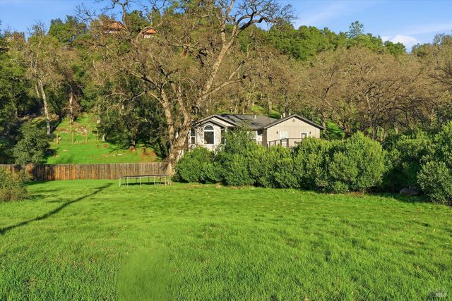 20158 Gold Flat Ct, Hidden Valley Lake, CA 95467