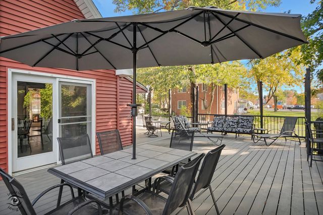 9402 Sproat Avenue, Oak Lawn, IL 60453