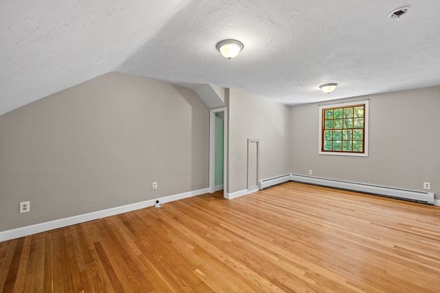 6 Sunrise Ave, Auburn, MA 01501