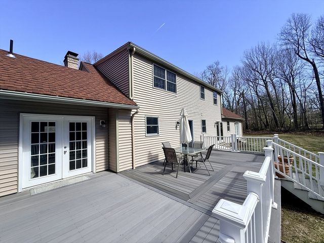 6 Sunrise Ave, Auburn, MA 01501