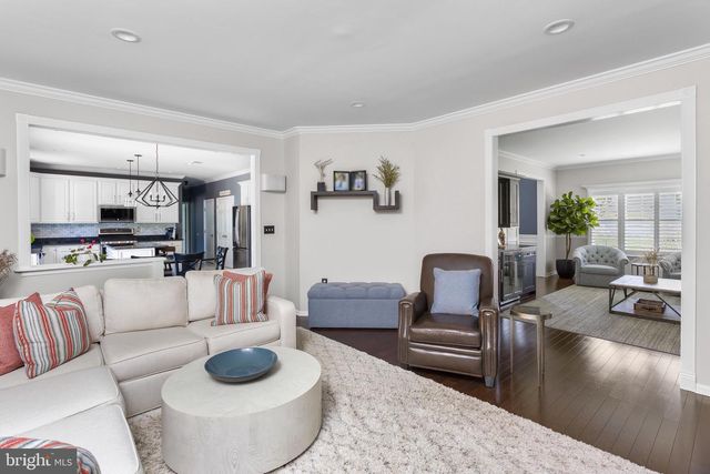 18 ANNIE LN, Robbinsville, NJ 08691